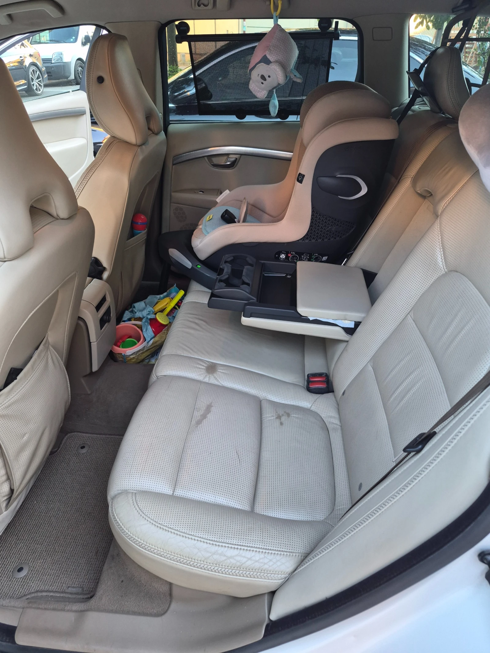 Volvo Xc70, снимка 14 - Автомобили и джипове - 55969178