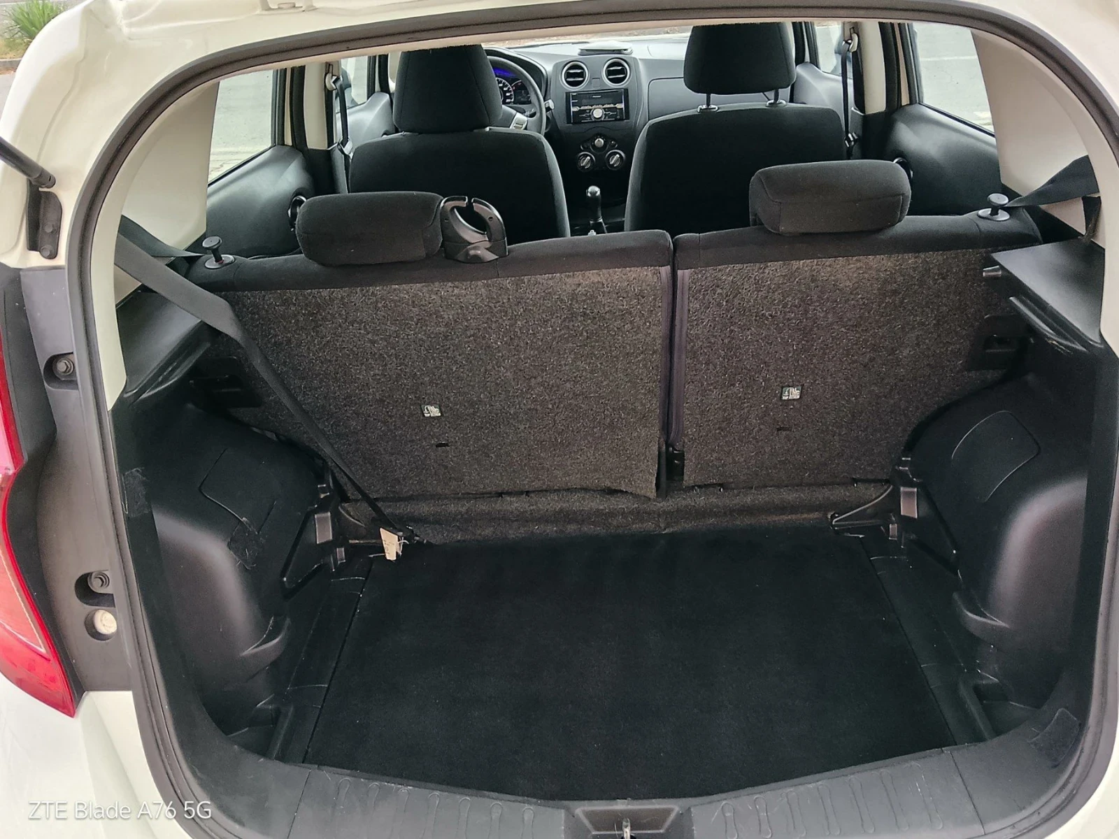 Nissan Note, снимка 7 - Автомобили и джипове - 56225923