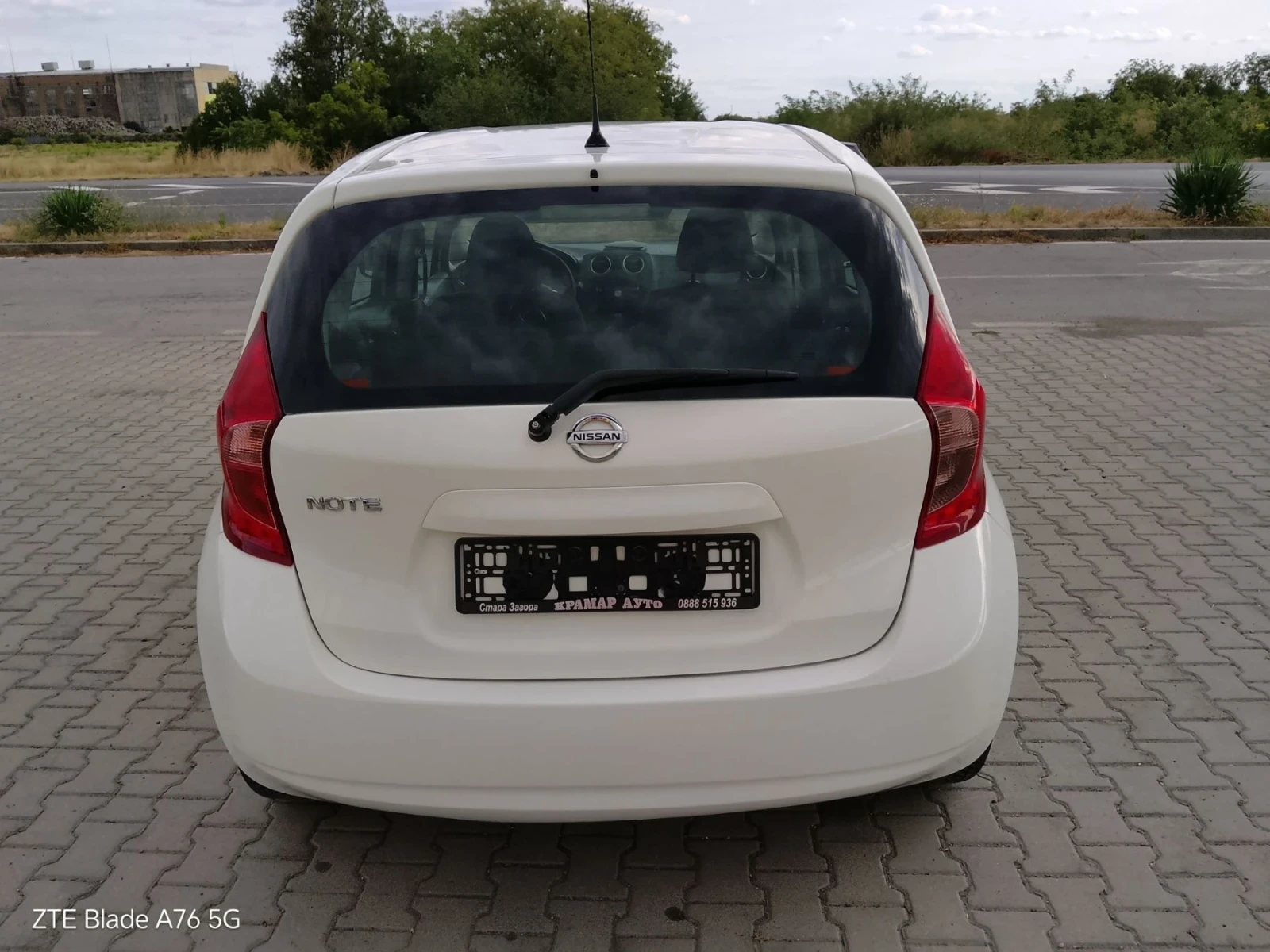 Nissan Note, снимка 4 - Автомобили и джипове - 56225923
