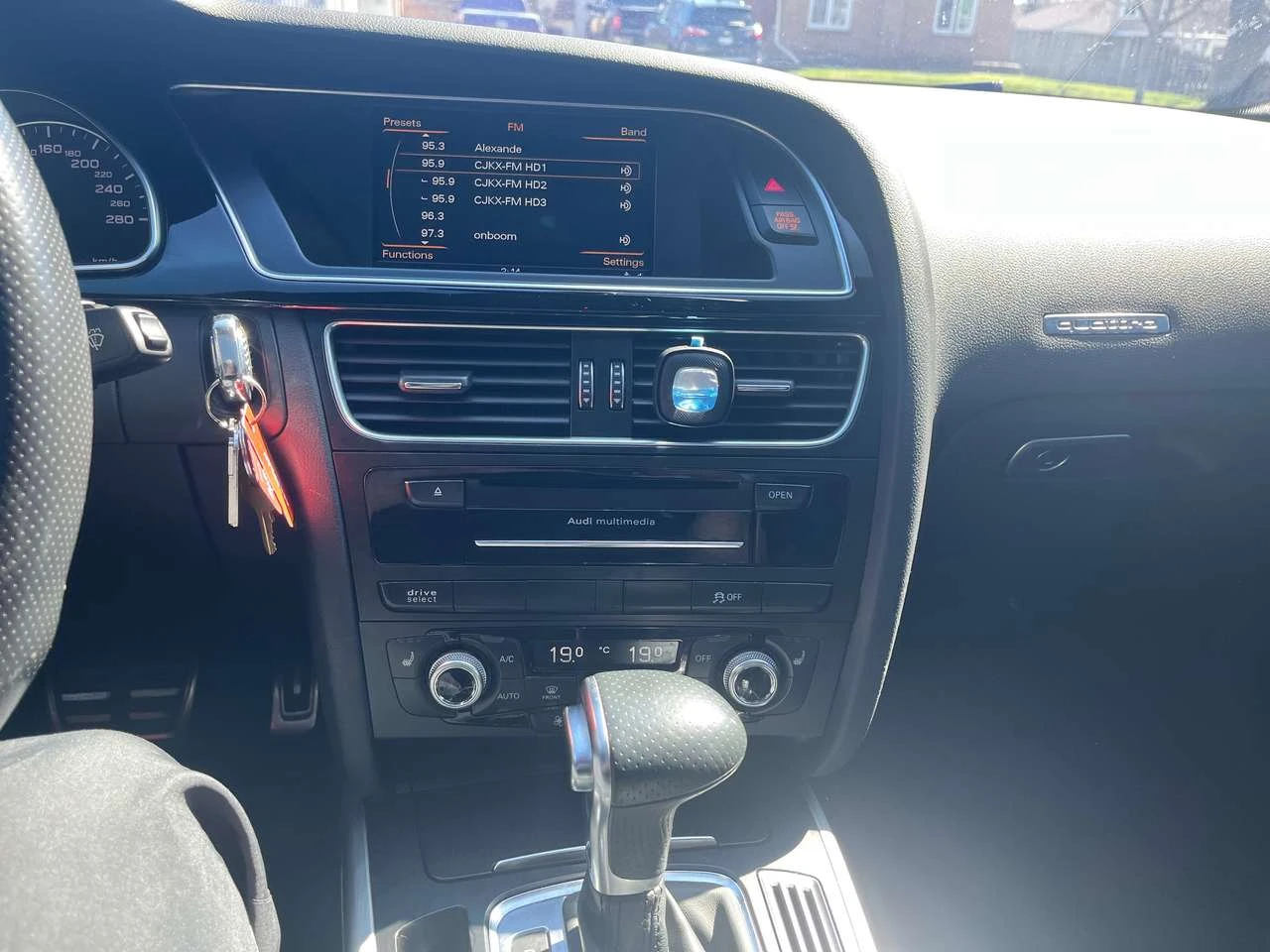 Audi A5 Progressiv plus, снимка 5 - Автомобили и джипове - 56438269