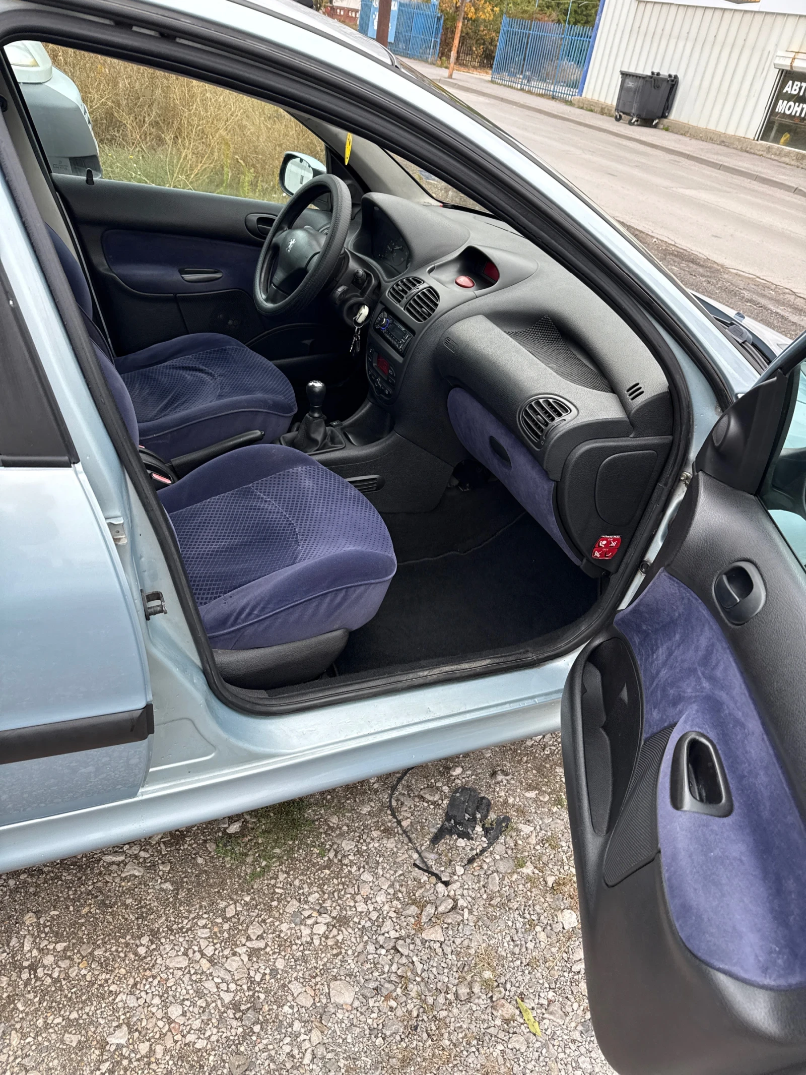 Peugeot 206, снимка 6 - Автомобили и джипове - 56519977