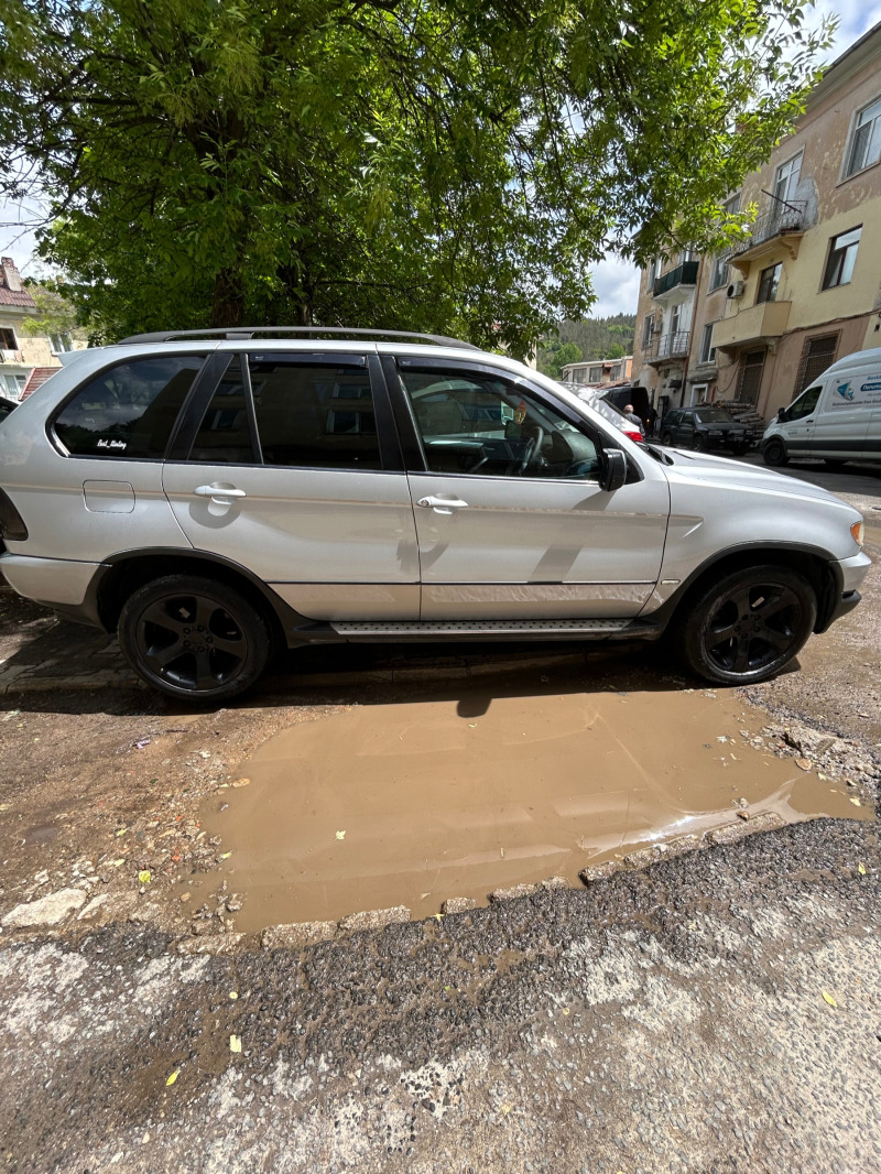 BMW X5, снимка 2 - Автомобили и джипове - 45778518