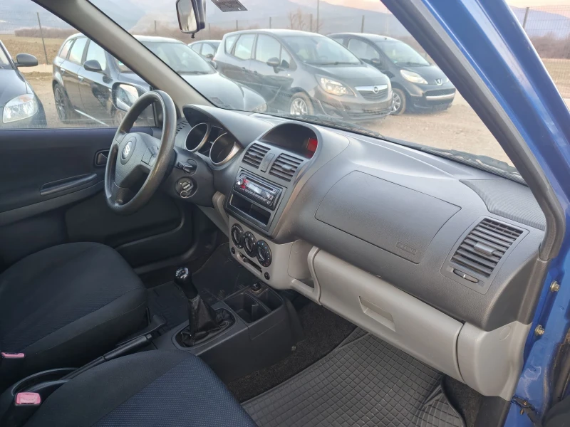 Suzuki Ignis 1.3vvti4+ 4 газ климатик , снимка 13 - Автомобили и джипове - 49027479