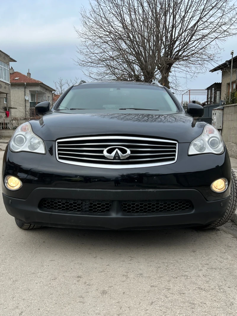 Infiniti QX50, снимка 3 - Автомобили и джипове - 49328039