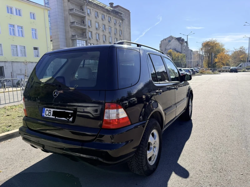 Mercedes-Benz ML 270, снимка 4 - Автомобили и джипове - 52235261