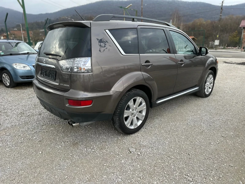 Mitsubishi Outlander 2.2 D-ID 6+ 1 4WD, снимка 4 - Автомобили и джипове - 52673014