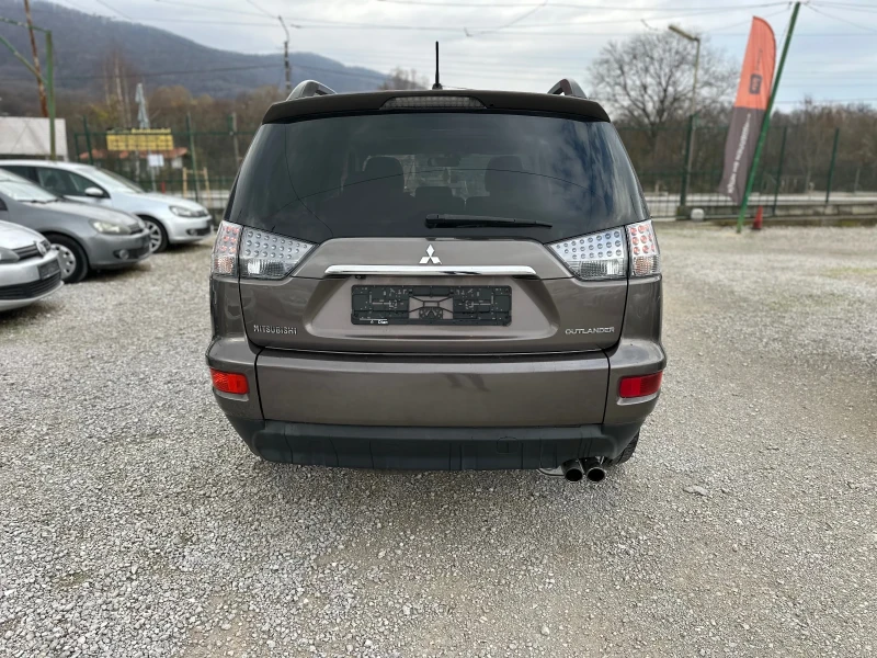 Mitsubishi Outlander 2.2 D-ID 6+ 1 4WD, снимка 5 - Автомобили и джипове - 52673014