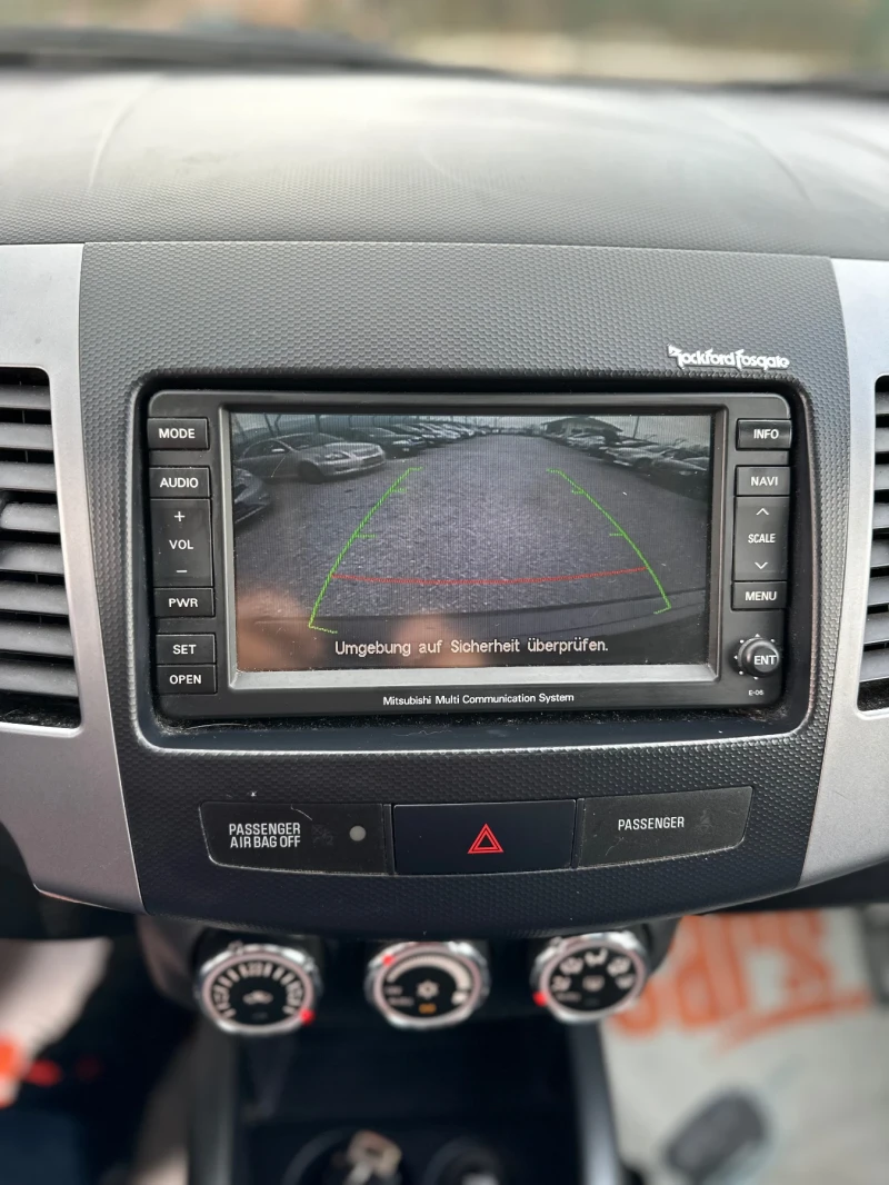 Mitsubishi Outlander 2.2 D-ID 6+ 1 4WD, снимка 10 - Автомобили и джипове - 52673014