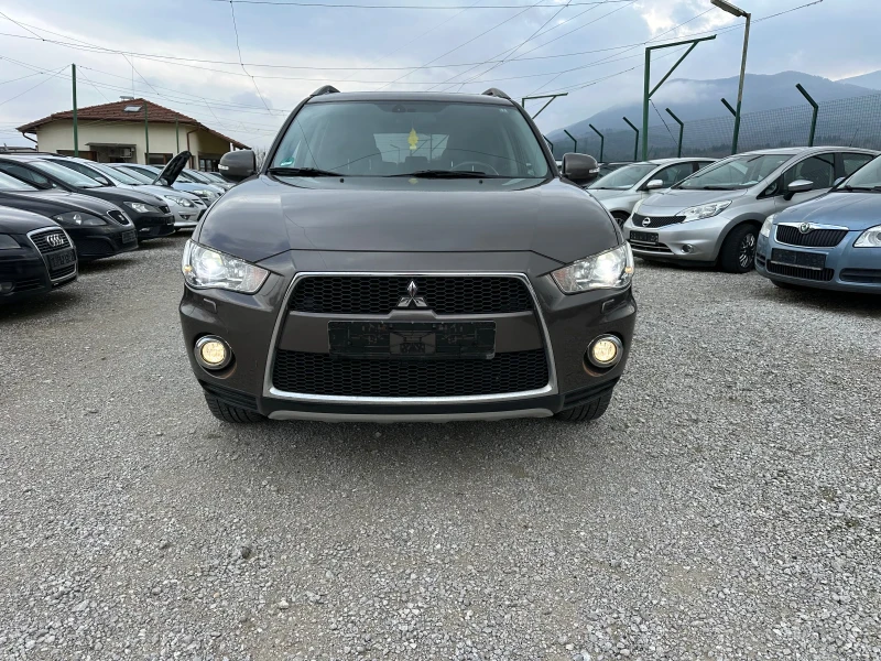 Mitsubishi Outlander 2.2 D-ID 6+ 1 4WD, снимка 2 - Автомобили и джипове - 52673014