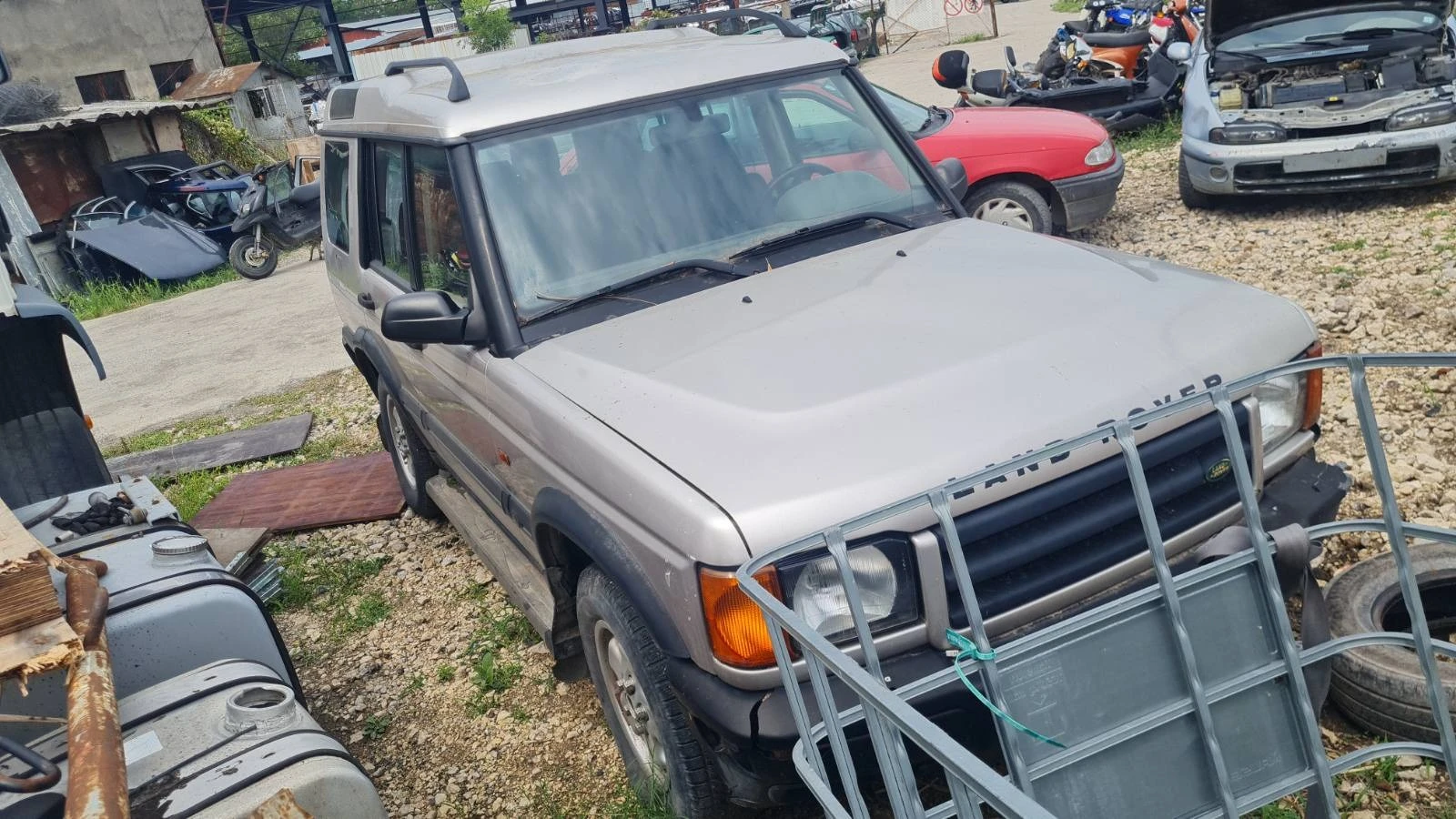 Land Rover Discovery 2.5 TD5 AUTO - изображение 7