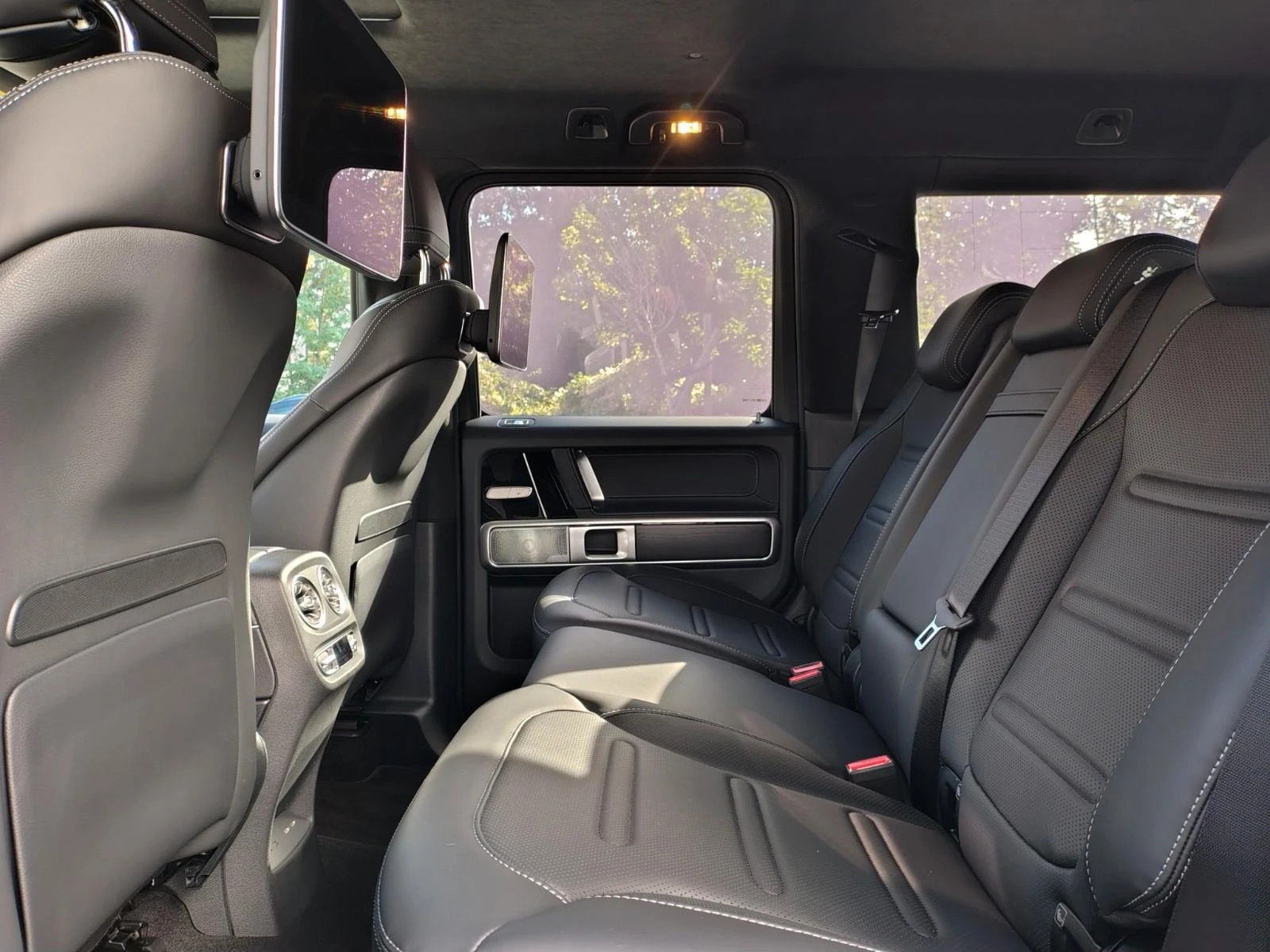 Mercedes-Benz G 450 d/AMG/4MATIC/FACELIFT/NIGHT/EXCLUSIV/BURM/TV/DISTR - изображение 10