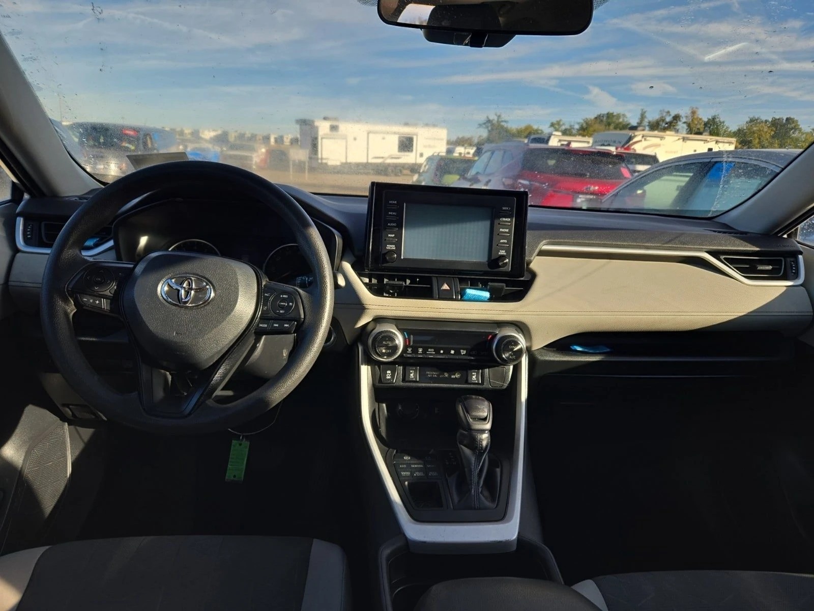 Toyota Rav4 * ПАНО* SMART KEY* КАМЕРА* ПОДГРЕВ* СЛЯПА ТОЧКА*  - изображение 7