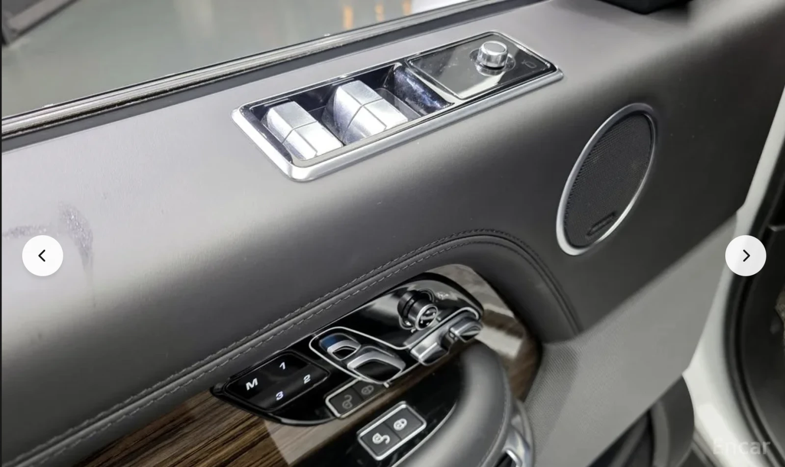 Land Rover Range rover VOGUE* 4.4* V8* DIESEL* ОБДУХВАНЕ* МАСАЖ* 360КАМЕР, снимка 7 - Автомобили и джипове - 53990952