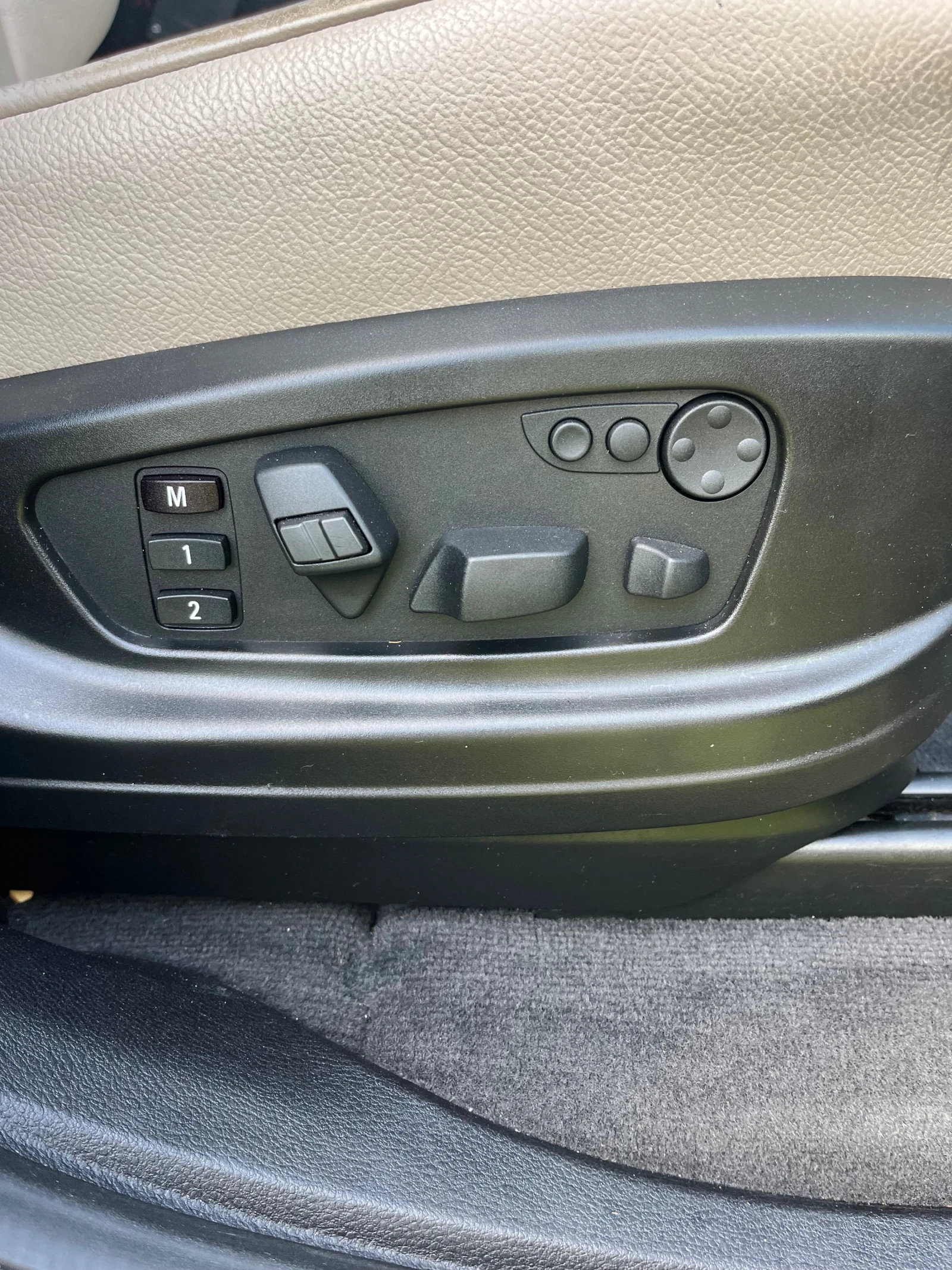 BMW X5 xDrive35i, снимка 13 - Автомобили и джипове - 54242614