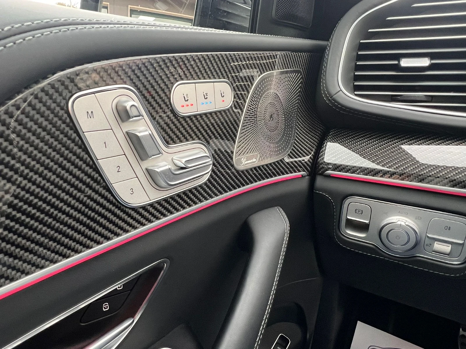 Mercedes-Benz GLE 63 S AMG COUPE 4MATIC + Night E Premium Plus / Гаранционен , снимка 11 - Автомобили и джипове - 54360466