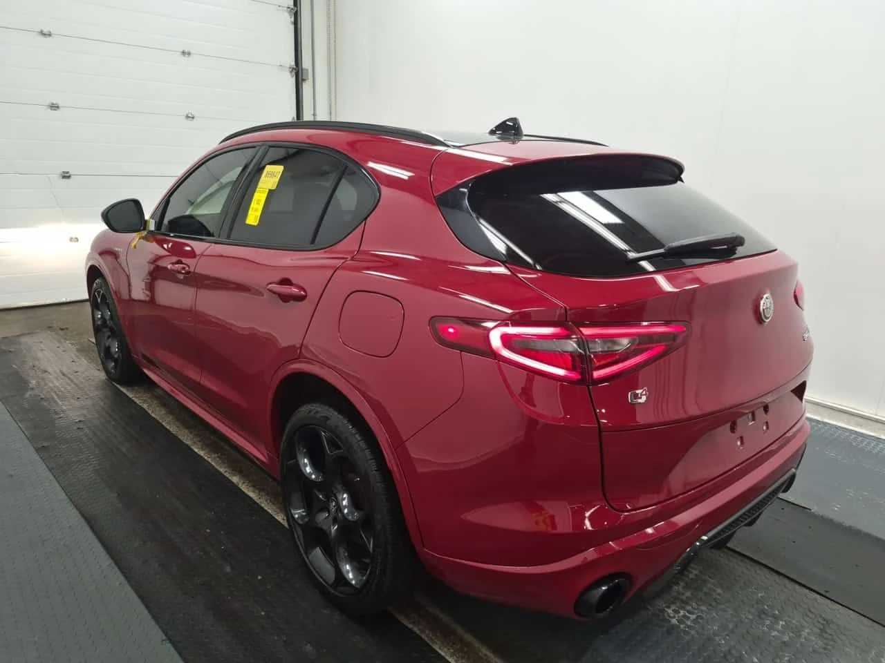 Alfa Romeo Stelvio * VELOCE * CARFAX * ЦЕНА ДО БГ, снимка 5 - Автомобили и джипове - 54527330