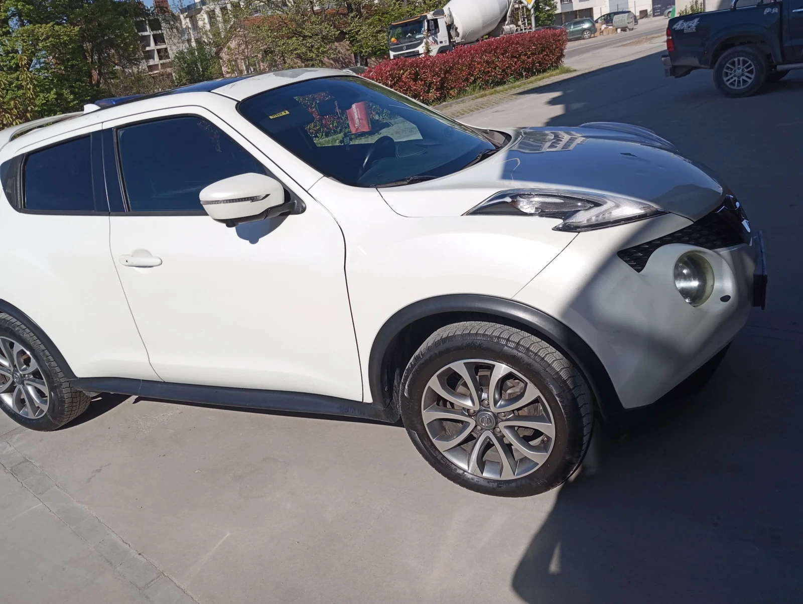 Nissan Juke, снимка 15 - Автомобили и джипове - 54681536