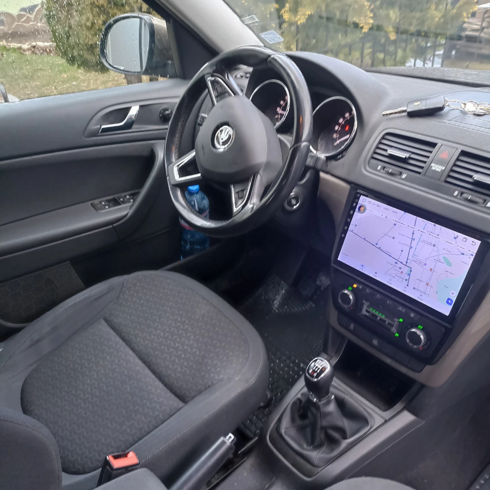 Skoda Yeti, снимка 5 - Автомобили и джипове - 54990755