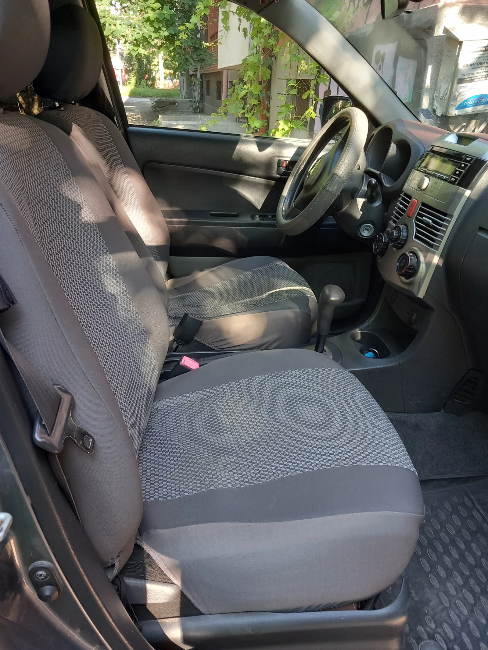 Daihatsu Terios, снимка 13 - Автомобили и джипове - 55193118