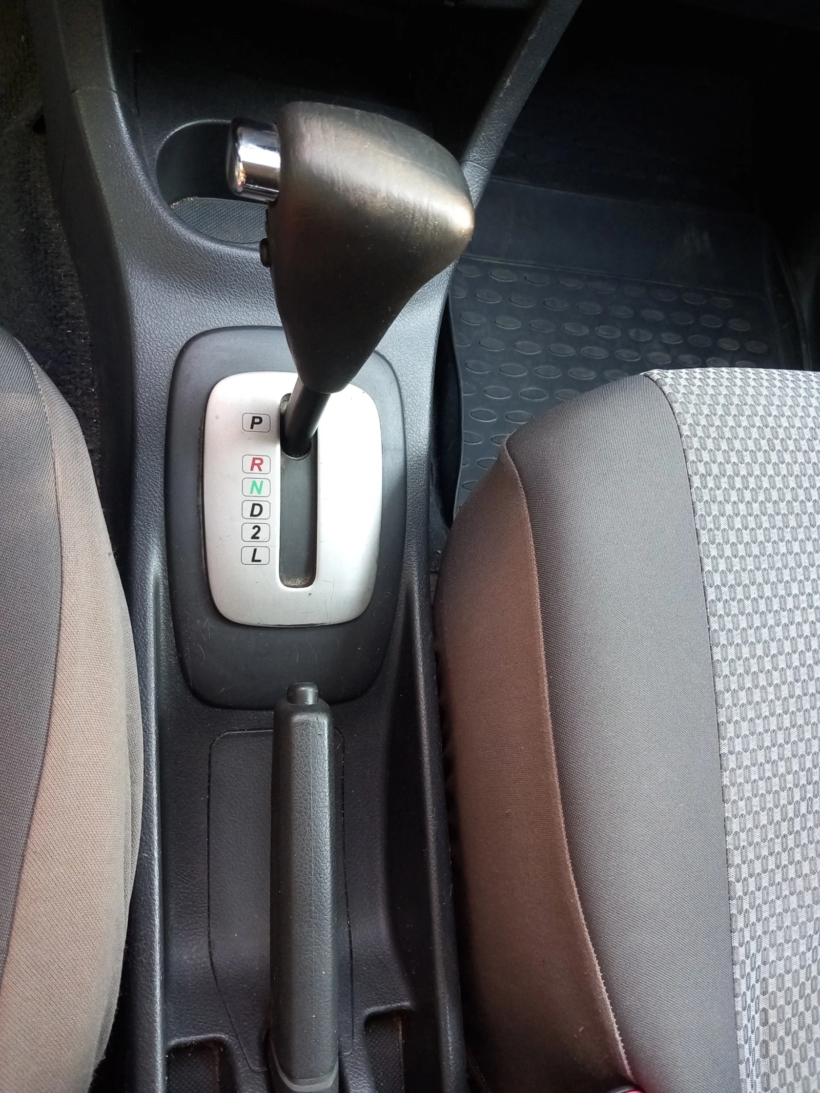 Daihatsu Terios, снимка 7 - Автомобили и джипове - 55193118