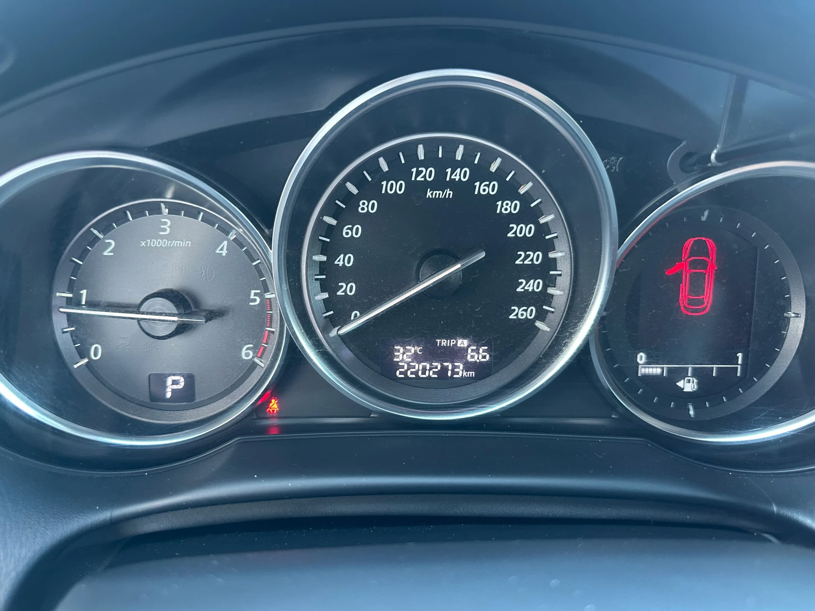 Mazda CX-5 Skayactiv 4x4 Automat, снимка 10 - Автомобили и джипове - 55728202