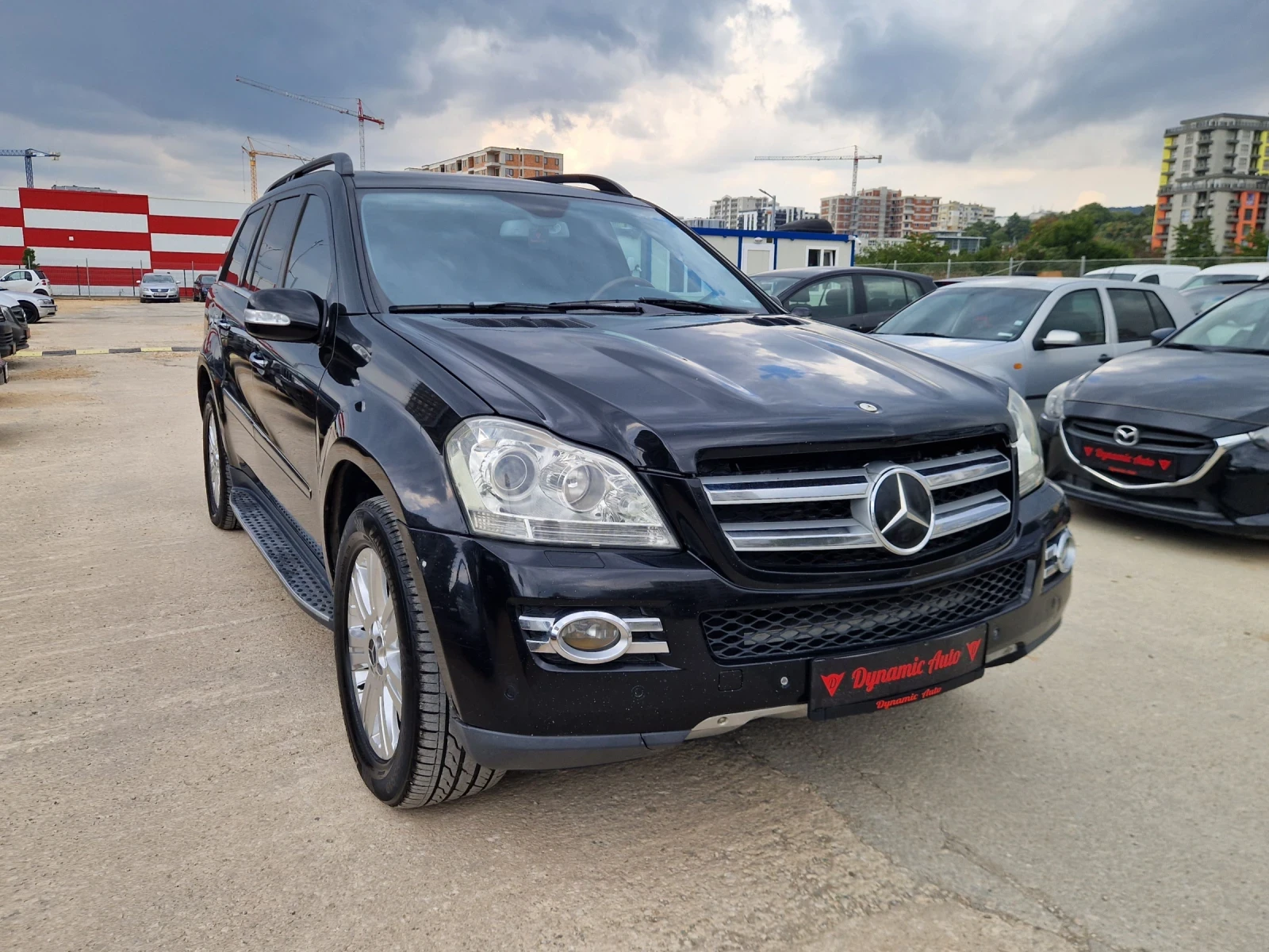 Mercedes-Benz GL Регистриран / 6+ 1 / Фулл / Лизинг / Бартер , снимка 3 - Автомобили и джипове - 55842461