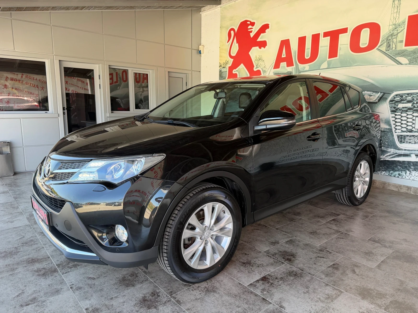Toyota Rav4 2.2D4D 4X4, EXCLUSIVE, AVTOMAT, NAVI, KAMERA, 150k, снимка 3 - Автомобили и джипове - 56004690