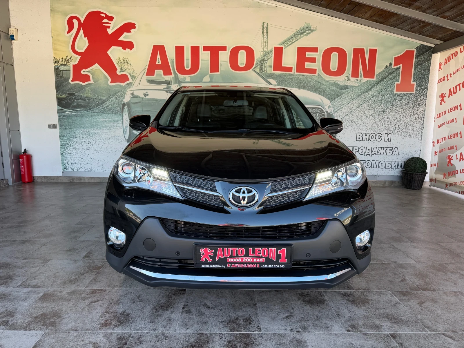 Toyota Rav4 2.2D4D 4X4, EXCLUSIVE, AVTOMAT, NAVI, KAMERA, 150k, снимка 2 - Автомобили и джипове - 56004690