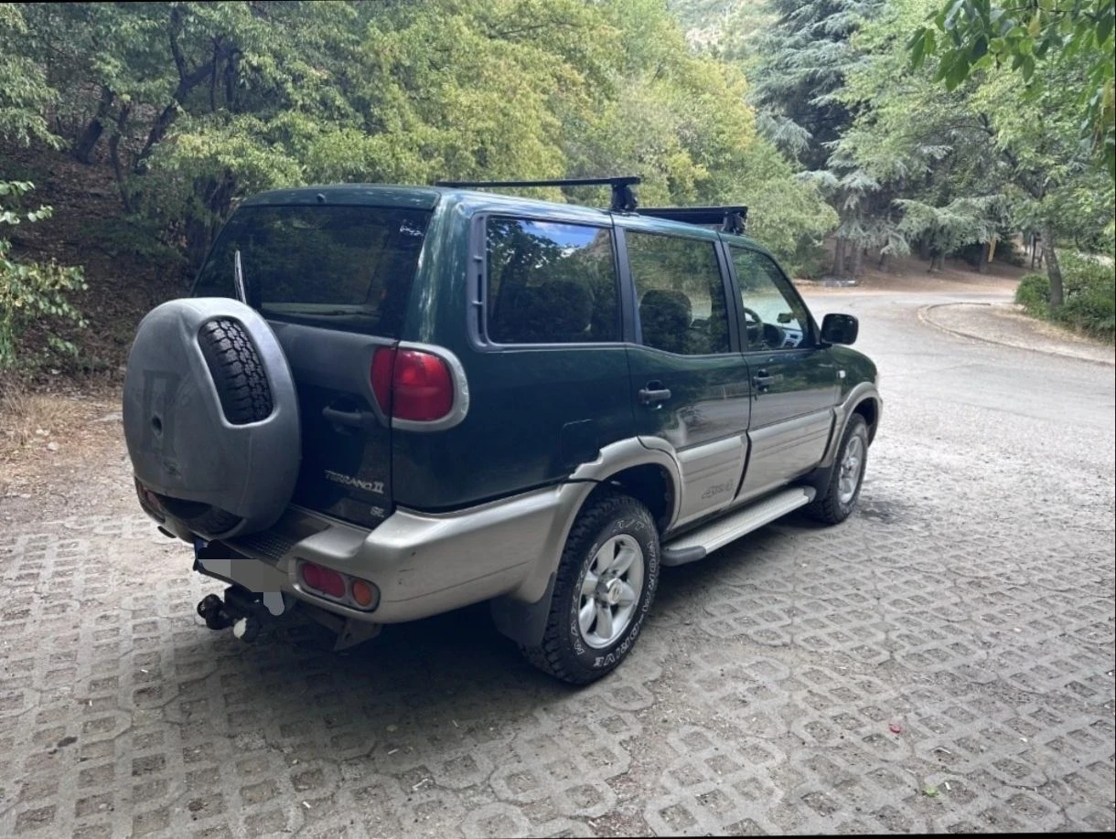 Nissan Terrano 2.7 125к.с, снимка 4 - Автомобили и джипове - 56332196