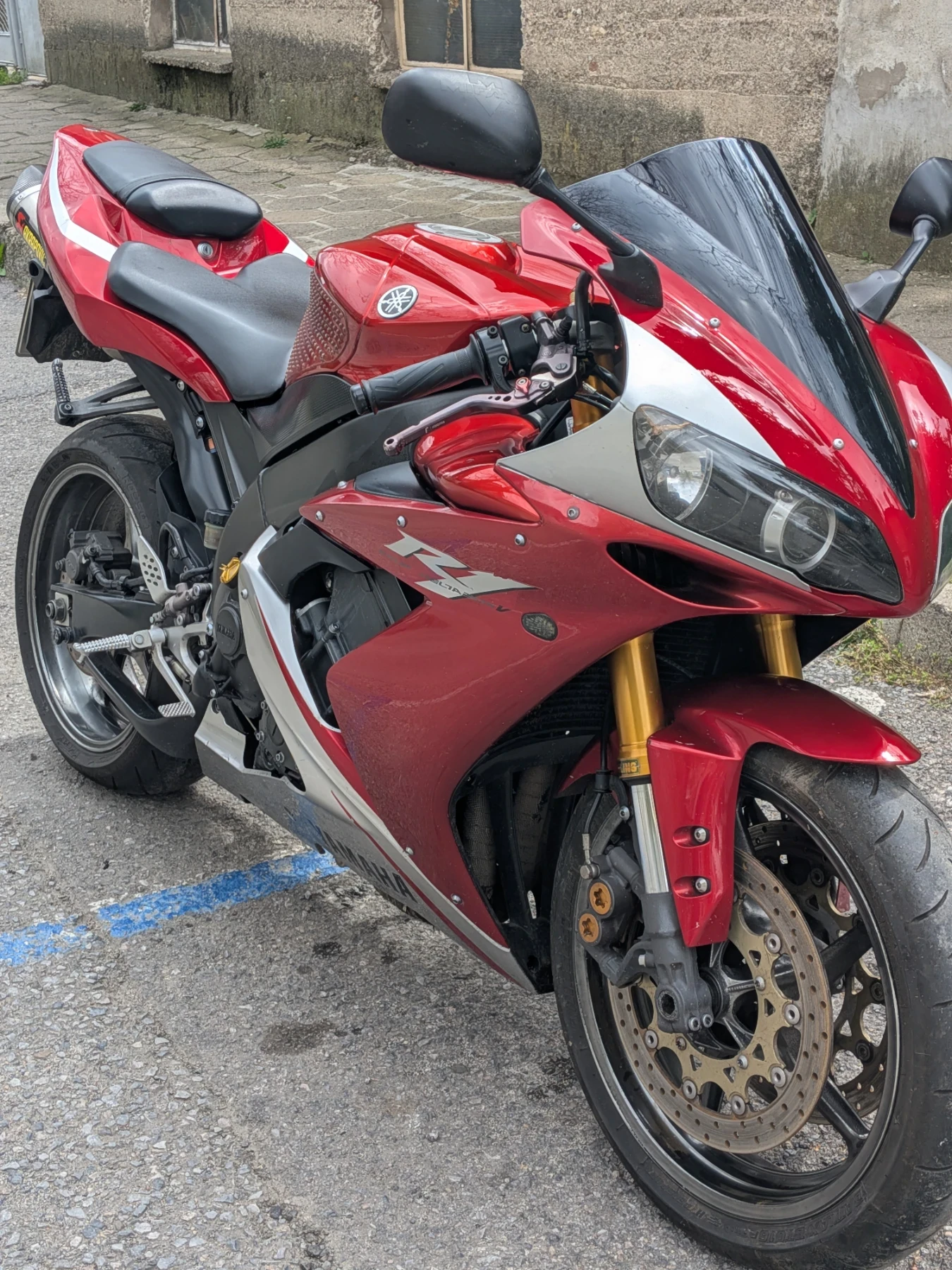 Yamaha YZF-R1