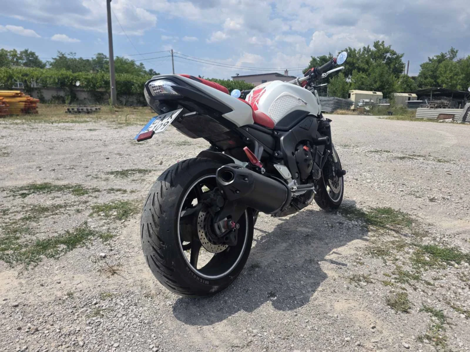 Yamaha FZ1, снимка 13 - Мотоциклети и мототехника - 55343660