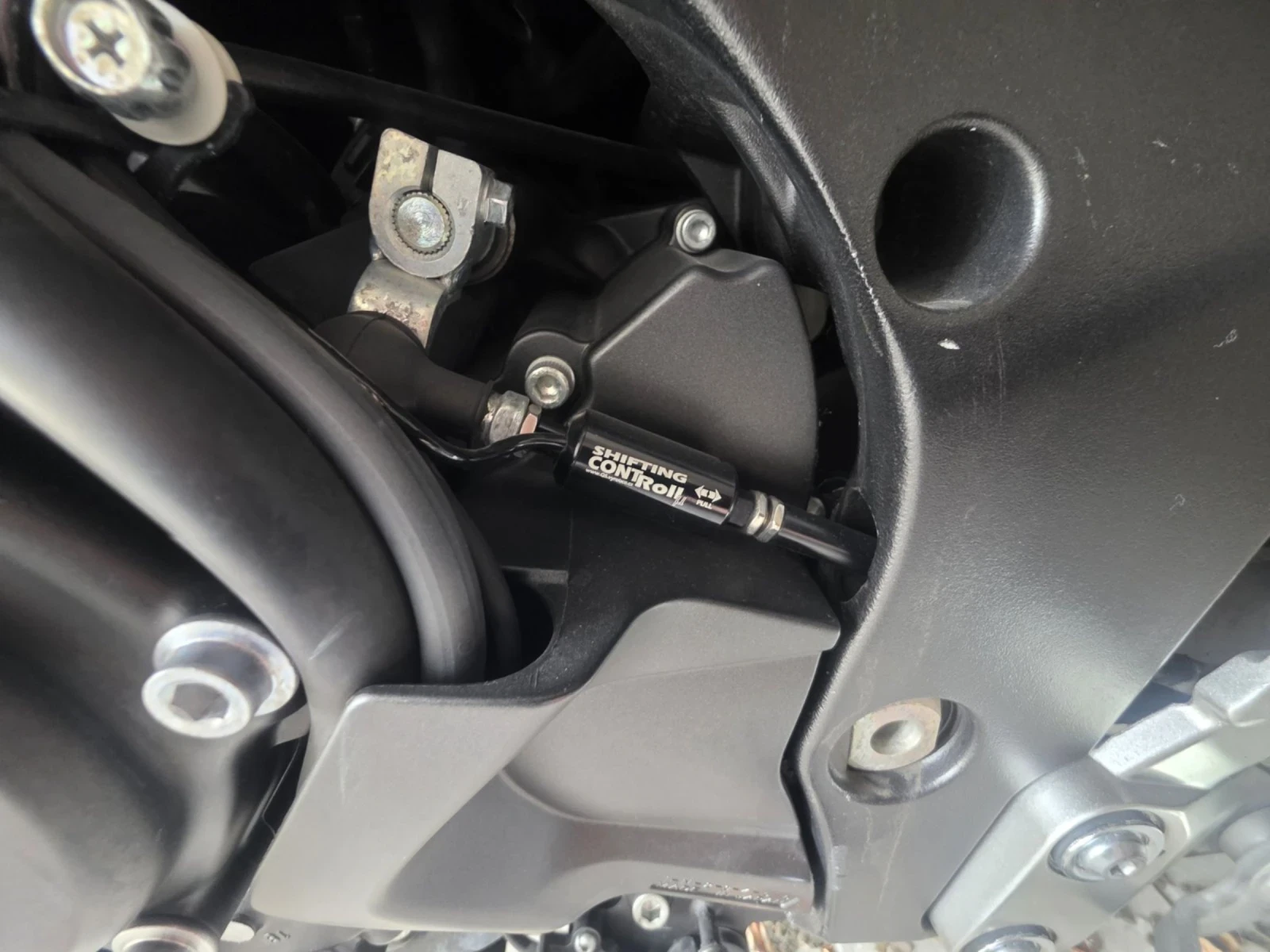 Yamaha FZ1, снимка 6 - Мотоциклети и мототехника - 55343660