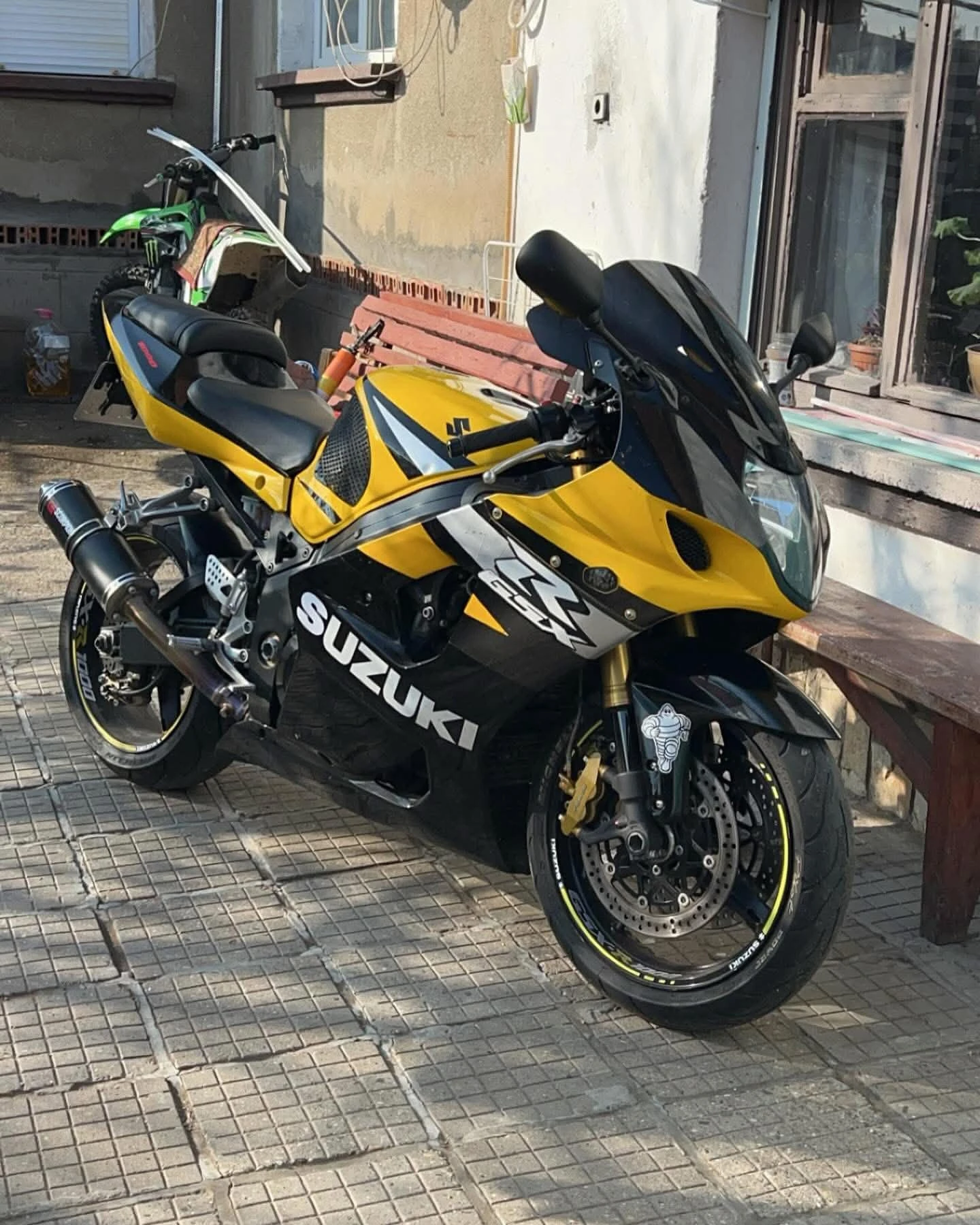 Suzuki Gsxr K4 1000