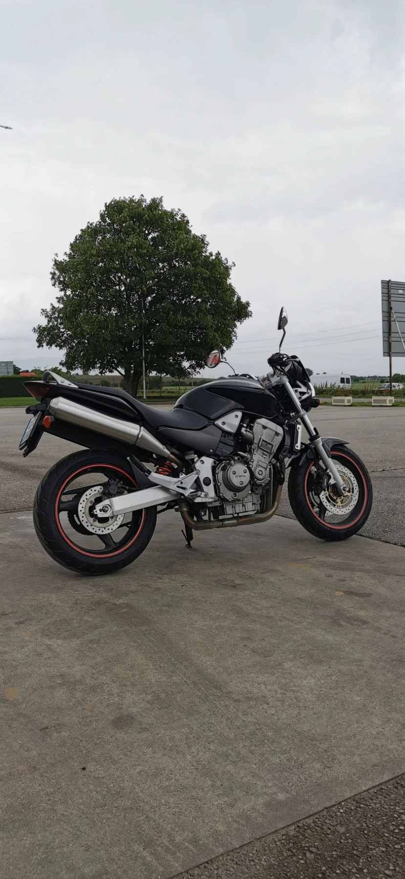 Honda Hornet 900, снимка 4 - Мотоциклети и мототехника - 56377689