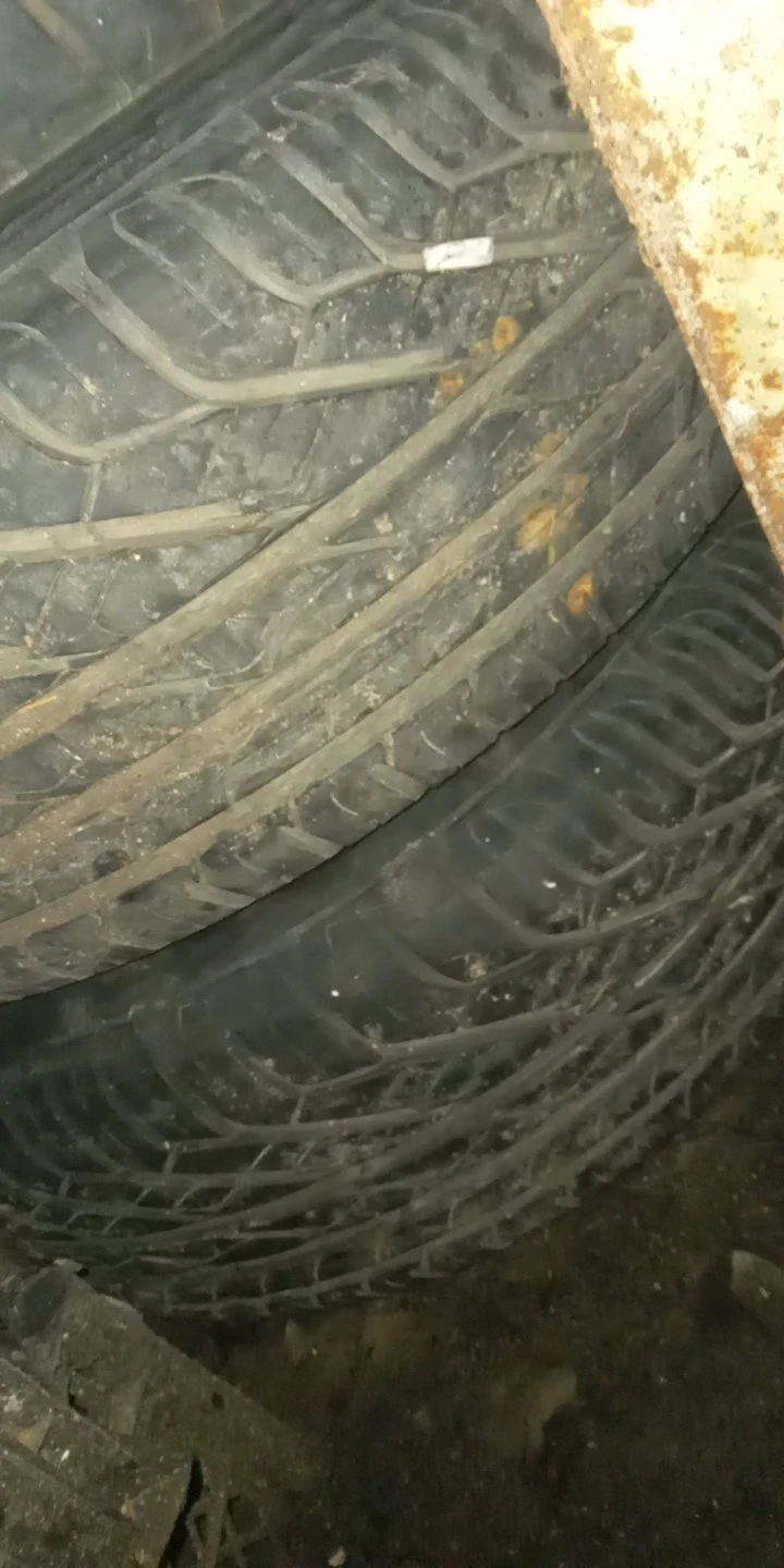 Гуми с джанти Uniroyal 215/60R16, снимка 6 - Гуми и джанти - 49069039