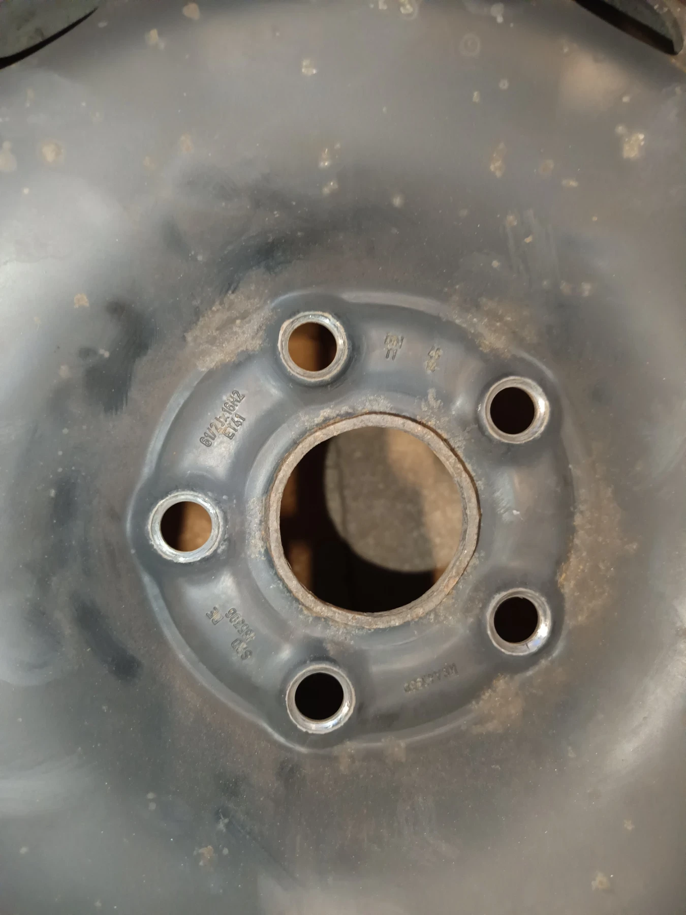 Гуми с джанти Michelin 215/60R16, снимка 3 - Гуми и джанти - 53869809