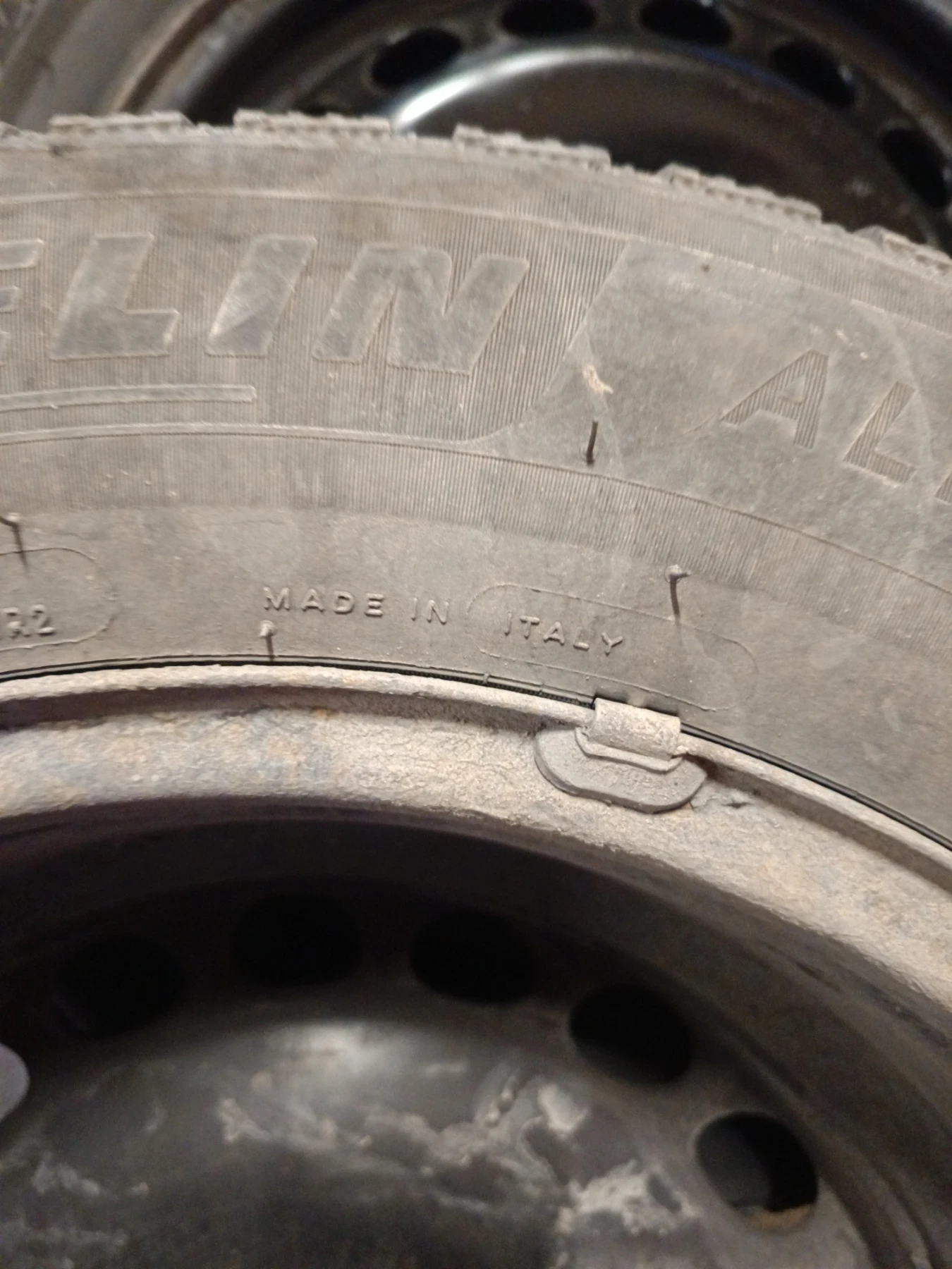 Гуми с джанти Michelin 215/60R16, снимка 6 - Гуми и джанти - 53869809