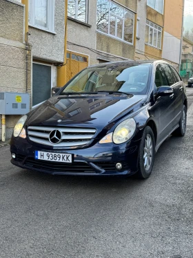     Mercedes-Benz R 320