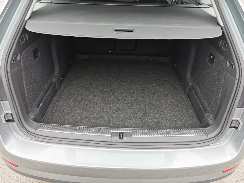 Skoda Superb, снимка 15 - Автомобили и джипове - 51654932