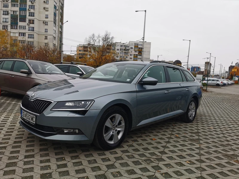 Skoda Superb, снимка 3 - Автомобили и джипове - 51654932