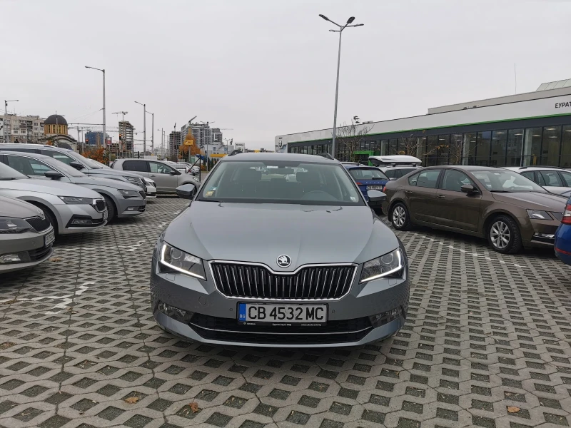 Skoda Superb, снимка 2 - Автомобили и джипове - 51654932