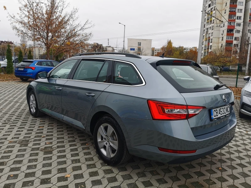 Skoda Superb, снимка 4 - Автомобили и джипове - 51654932