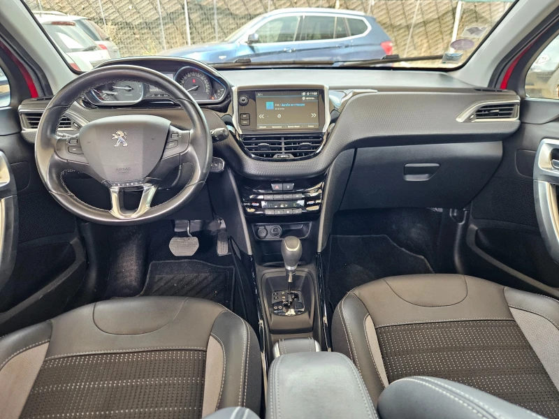 Peugeot 2008 Бензин автомат, снимка 16 - Автомобили и джипове - 51365592