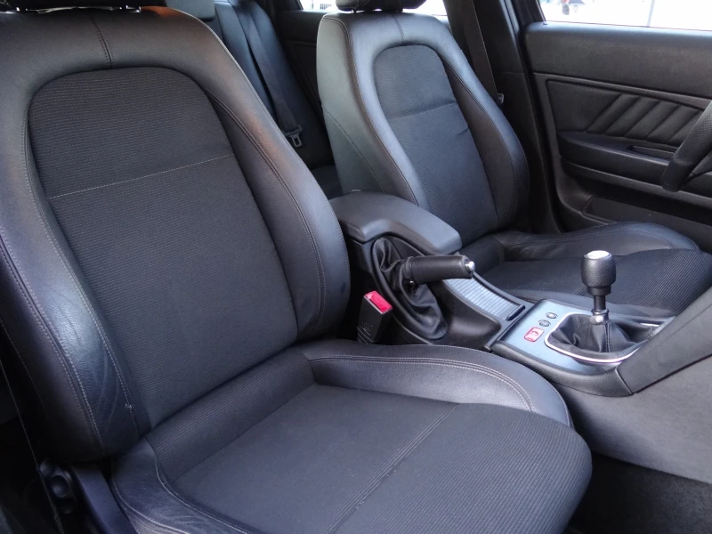 Alfa Romeo 159 sportwagon 2.0 JTDm - 136k.c. / Distinctive / Koja /Euro-5A/ , снимка 11 - Автомобили и джипове - 51523072