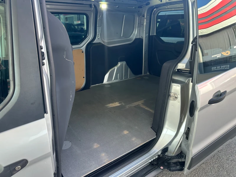 Ford Connect Transit 1.5TDCI  MAXI Автоматик, снимка 7 - Автомобили и джипове - 51734763