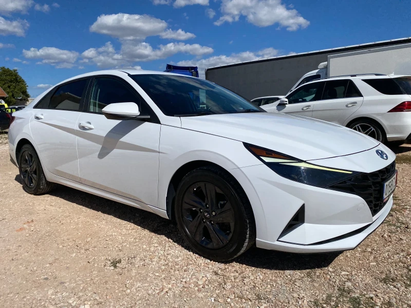 Hyundai Elantra 2.0 БЕНЗИН, Подгряване, Keyless GO, 8 ск. автомат