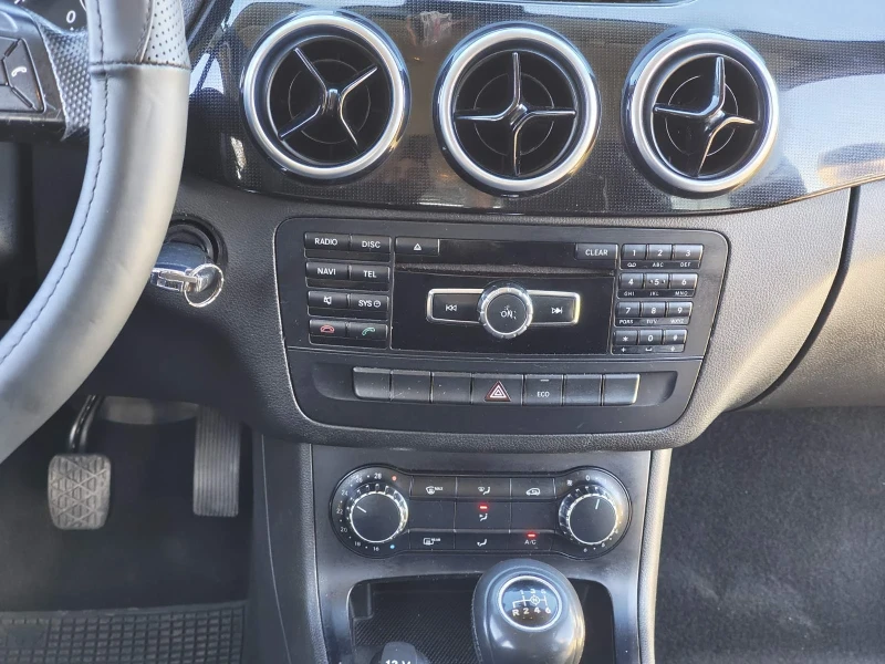 Mercedes-Benz B 180, снимка 3 - Автомобили и джипове - 52165199