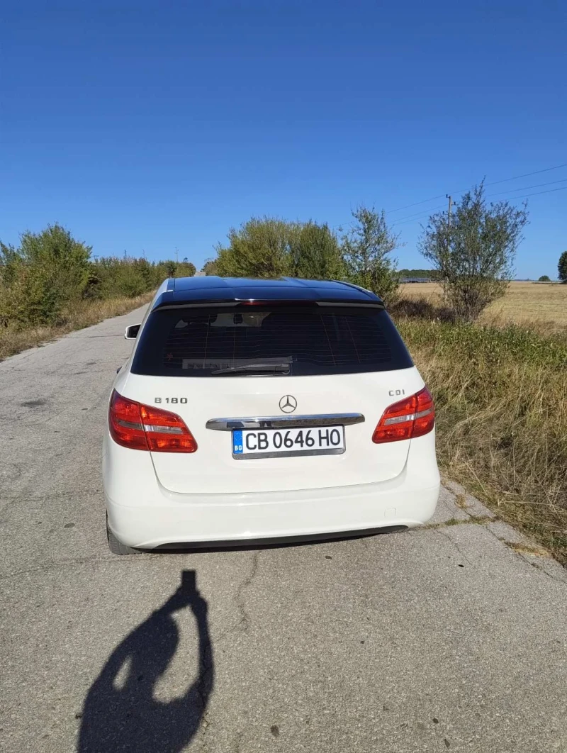 Mercedes-Benz B 180, снимка 13 - Автомобили и джипове - 52165199