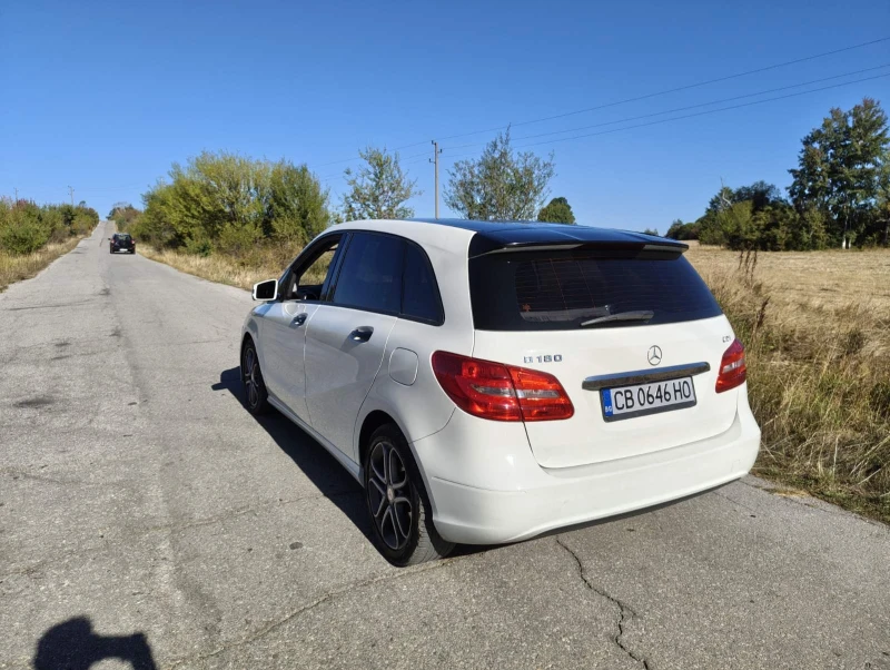 Mercedes-Benz B 180, снимка 12 - Автомобили и джипове - 52165199