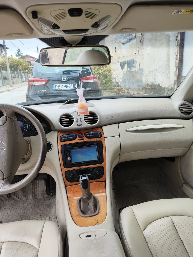 Mercedes-Benz CLK 240, снимка 12 - Автомобили и джипове - 52185203